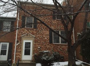 1015 Salisbury Ct, Sterling, VA 20164