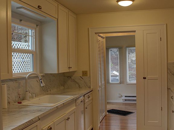 5th image of 3308 Harborview Dr