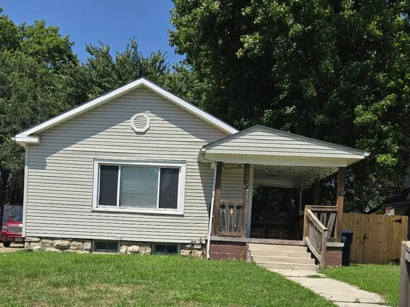 2230 E 67th Ter, Kansas City, MO 64132