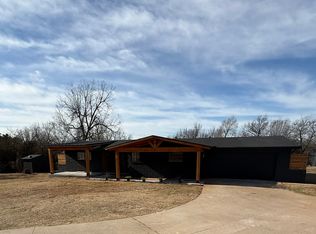 2803 Fisher Rd, Edmond, OK 73013