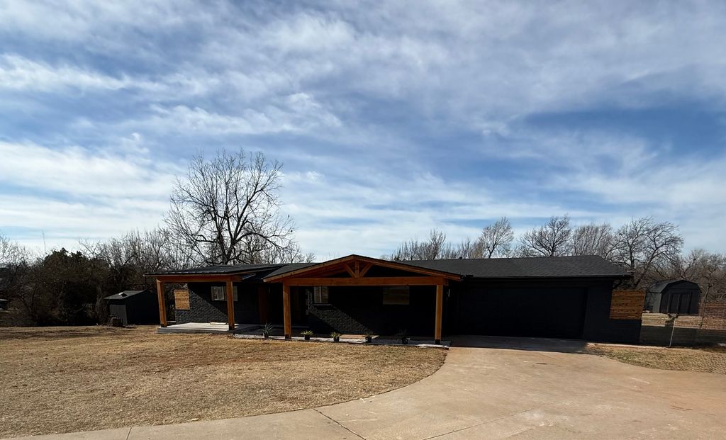 2803 Fisher Rd - Property Image
