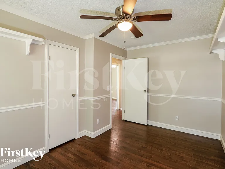 4800 N Wallace Ave — Photo 10