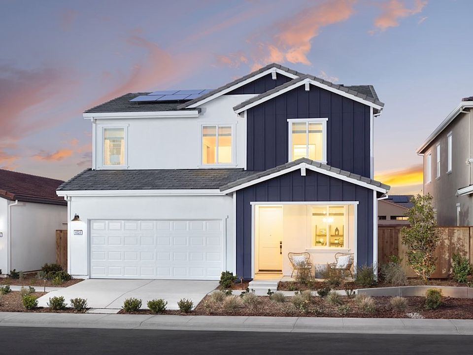 Farmhouse L Elevation