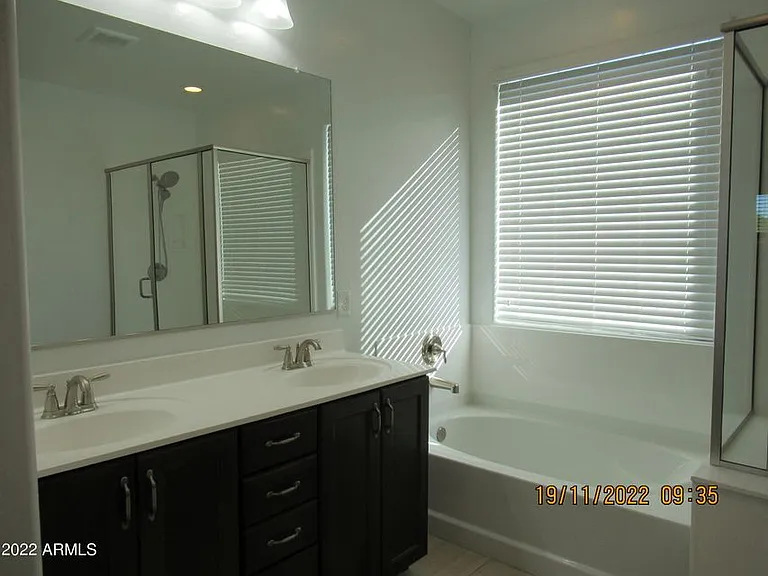 8530 W Flynn Ln — Photo 17