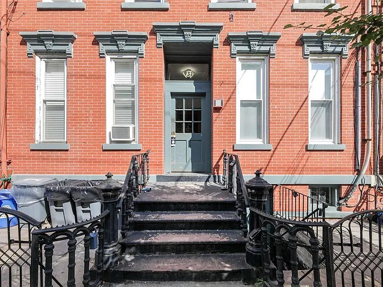 931 Park Ave #5R — Photo 13