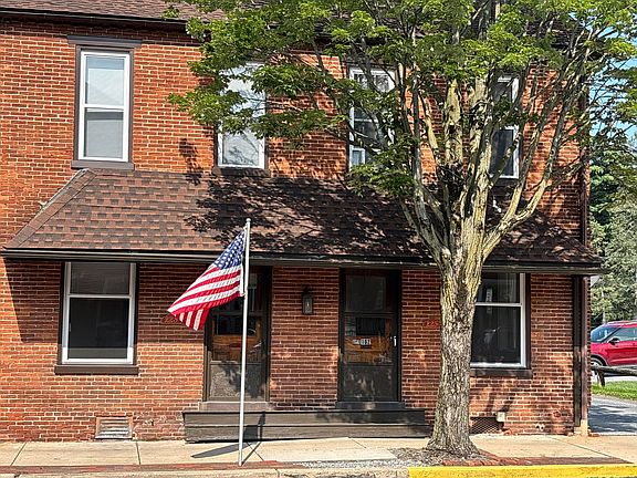 3rd image of 223-225 S Market St #103