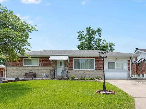 304 Earlsfield Ln, Saint Louis, MO 63125