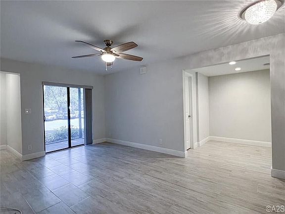 4th image of 303 Gardens Dr APT 103