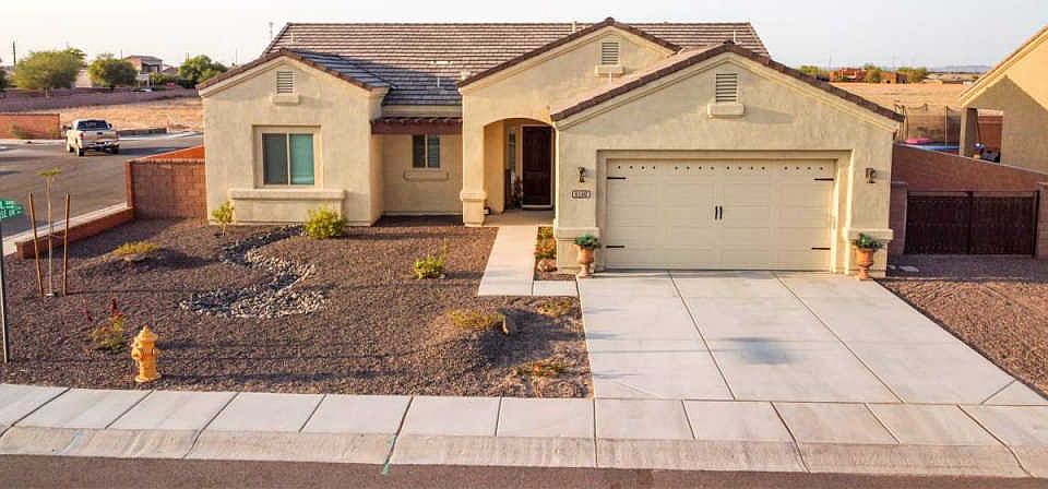 1st image of 8160 E 35th Pl