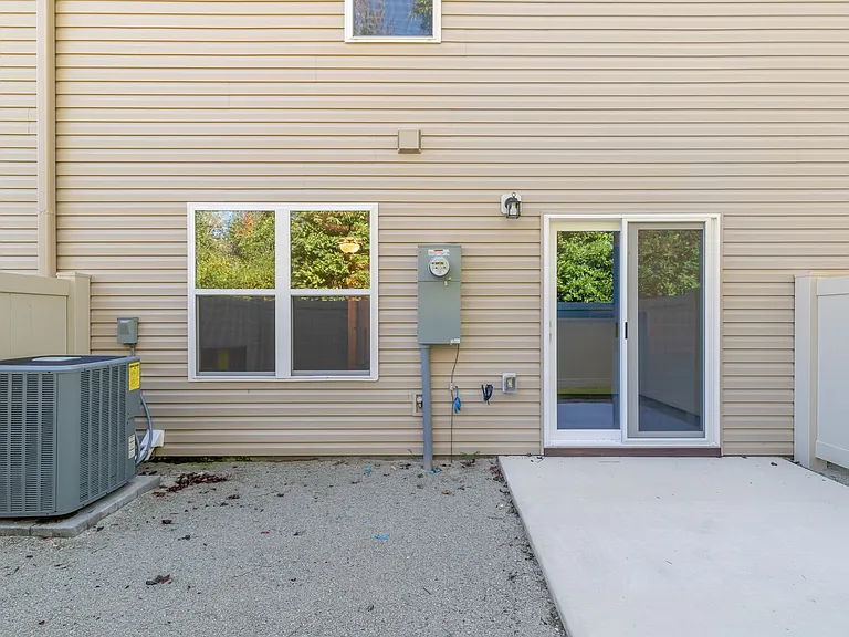 451 Sullivan Loop Rd — Photo 34