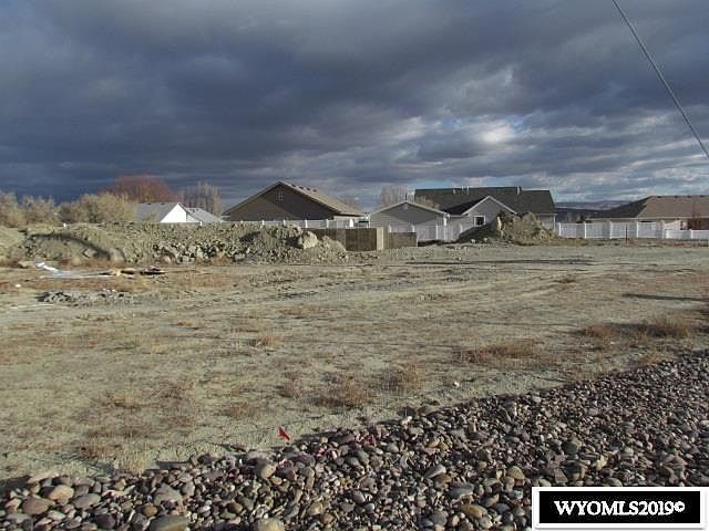 1st image of 3440 Summit Ct