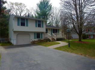 8332 Radian Path, Baldwinsville, NY 13027