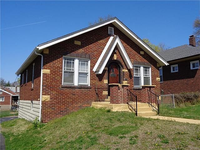 1st image of 3809 Lawler Dr