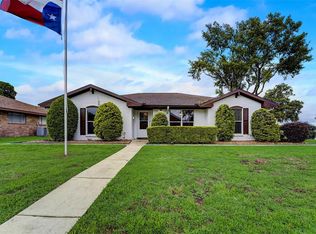 16111 Diana Ln, Houston, TX 77062