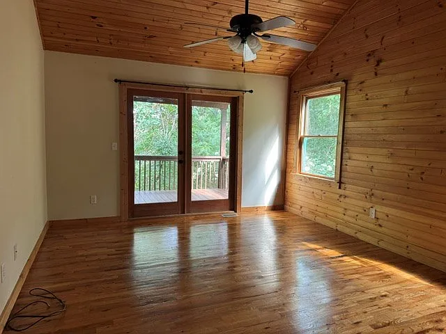 690 Oak Ridge Rd — Photo 14