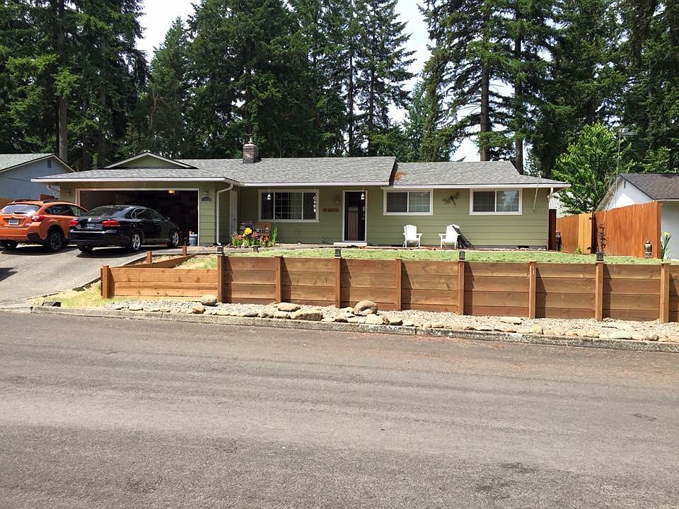 1st image of 14420 NE Douglas Fir Ct