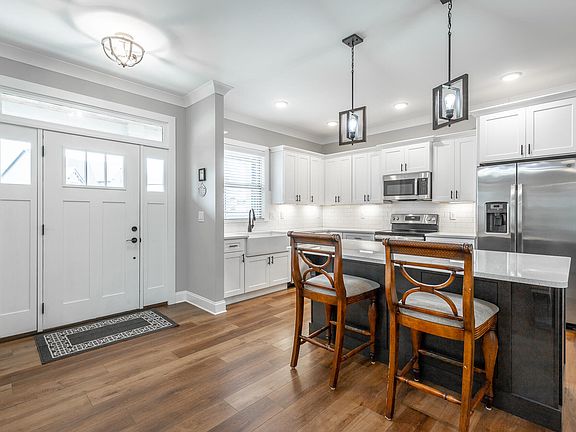 4th image of 7513 Crowes Nest Dr