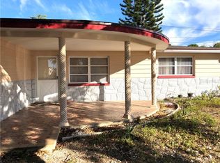 1522 Excalibur St, Holiday, FL 34690