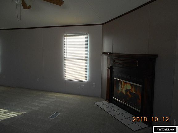 3rd image of 701 Wyoming St