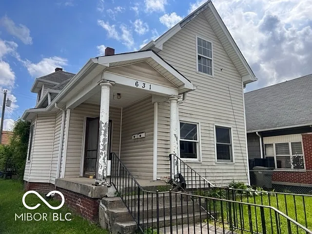 631 Terrace Ave photo 1