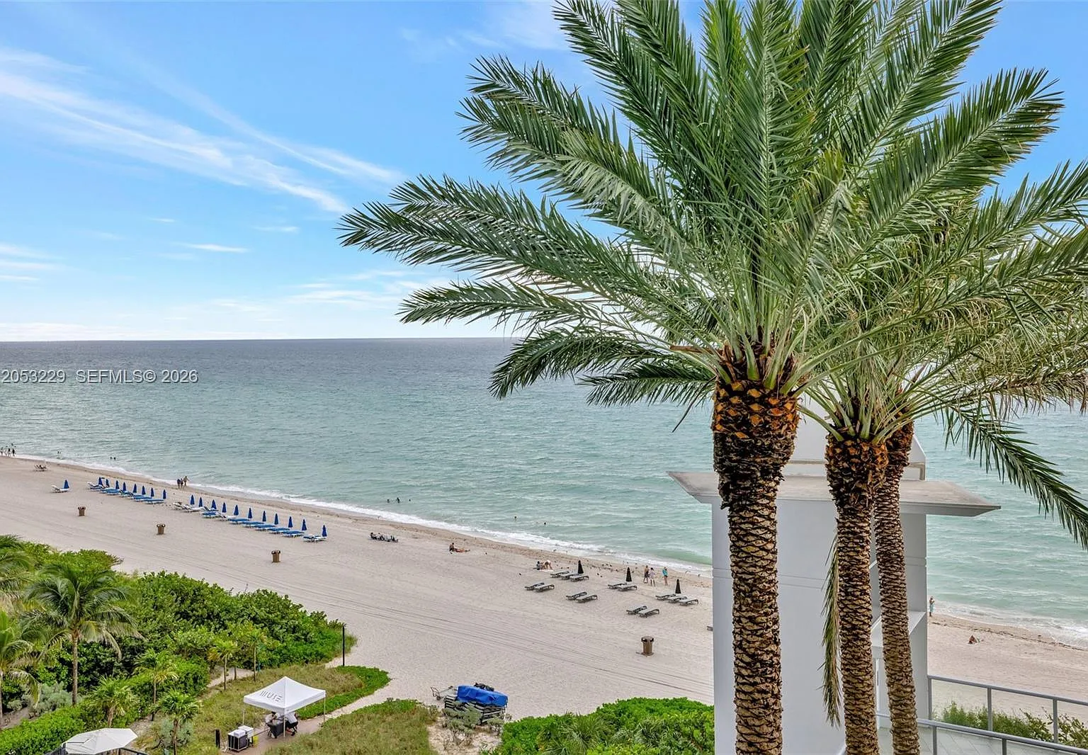 Jade Ocean Condo — Photo 2