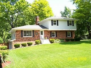 2nd image of 5554 Warbler Dr