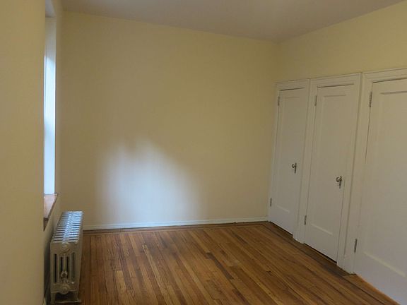 5th image of 558 11th St APT 1B