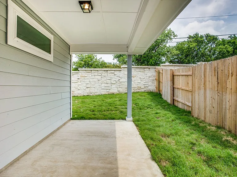 11301 Lago De Garda Dr — Photo 23