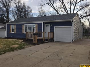 224 S 19th St, Beatrice, NE 68310