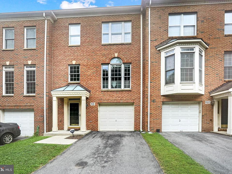 1st image of 518 Winding Rose Dr