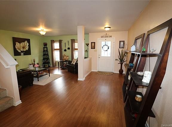 3rd image of 3549 Crowders View Dr
