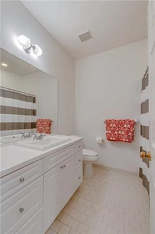 405 Ashlawn Ct — Photo 15