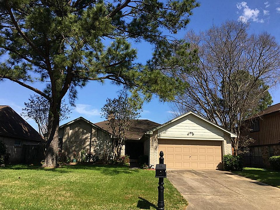 1st image of 15106 Yorktown Colony Dr