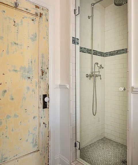 819 Woodlawn Ave — Photo 42