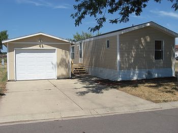 Super Single w/ Garage & Shed!!!