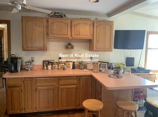 73 Hall St #3C, Somerville, MA 02144