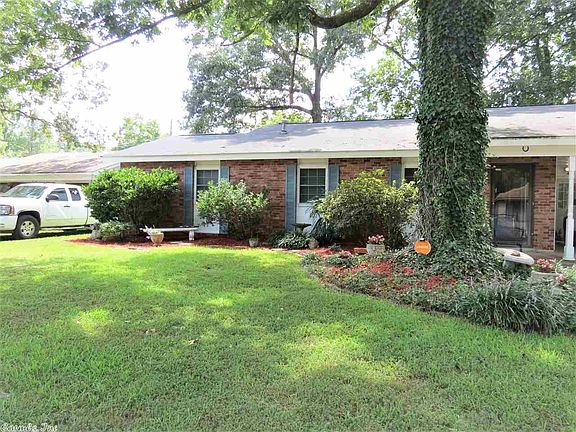 3rd image of 3606 Shamrock Dr