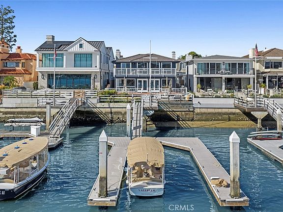 2nd image of 2732 Bayshore Dr