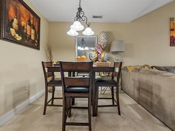 3rd image of 6418 Park Pond Dr