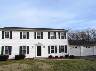 1922 Stone Mill Dr, Salem, VA 24153