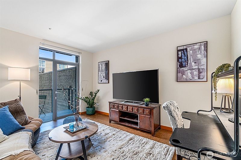 2nd image of 1414 12th Avenue #406