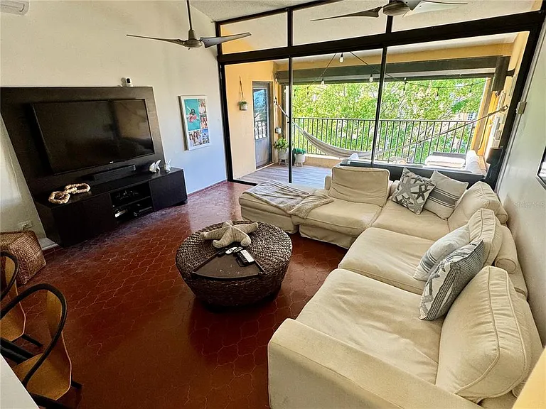 100 Candelero #2067 — Photo 4