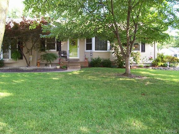 3rd image of 80 Saint Daniel Ln