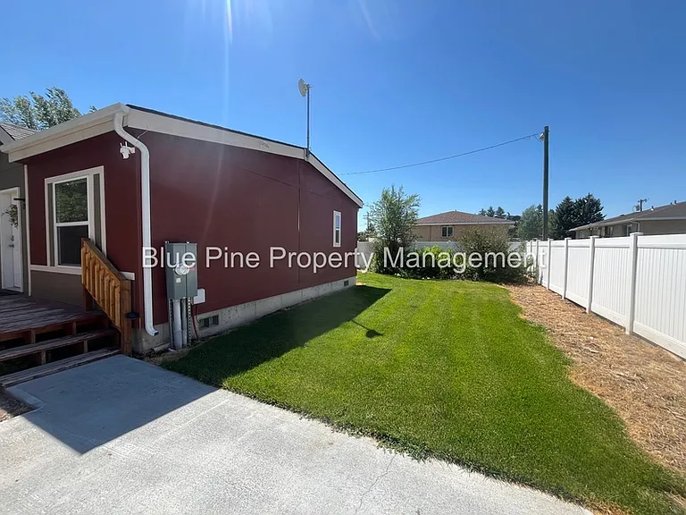 128 N 4 W — Photo 18