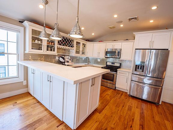 4th image of 1148 Welling Ct #2