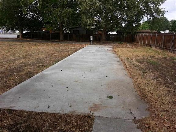 3rd image of 4493 Chelan Dr