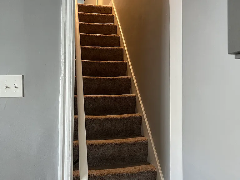 465 W South St — Photo 11