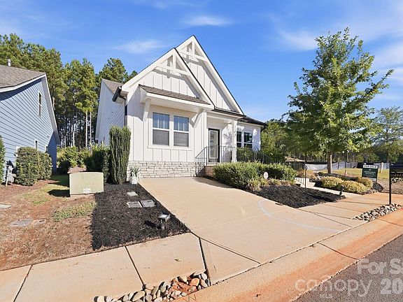 3rd image of 21216 Sanctuary Dr