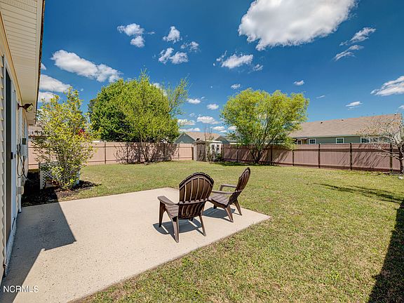 4th image of 1526 Pine Harbor Way