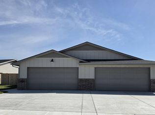 2869 S Cedar Crest St SUITE 100, Wichita, KS 67209